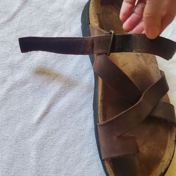 Naot Mens Brown Leather Strappy Toe Loop Sandals Comfort Footbed Size 41 main image 4